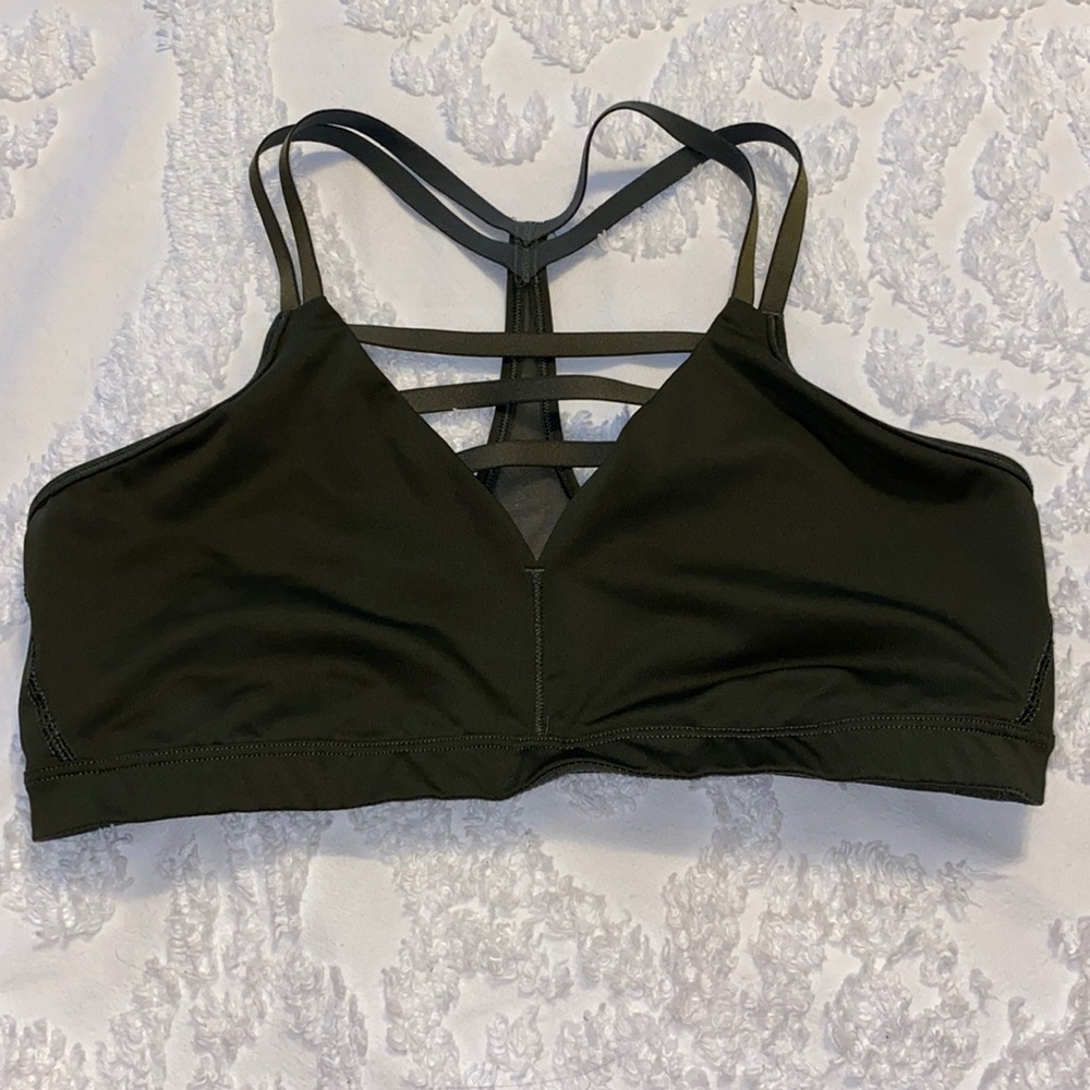 DARK OLIVE GREEN VICTORIA SPORT BRA
